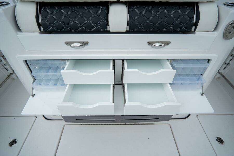 380 CC Adventure 38ft Tidewater Yacht For Sale