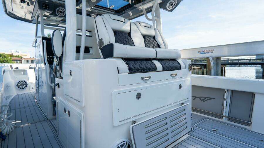 380 CC Adventure 38ft Tidewater Yacht For Sale