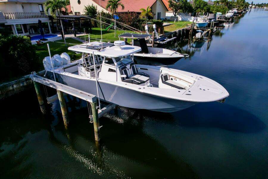 380 CC Adventure 38ft Tidewater Yacht For Sale