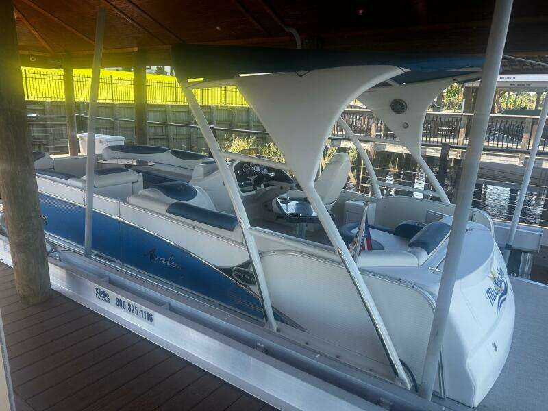 26ft Avalon Yacht For Sale