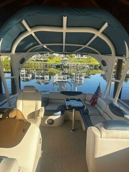 26ft Avalon Yacht For Sale