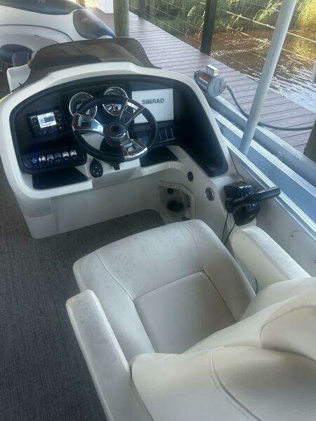 26ft Avalon Yacht For Sale