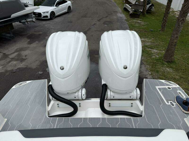 34ft Regal Yacht For Sale