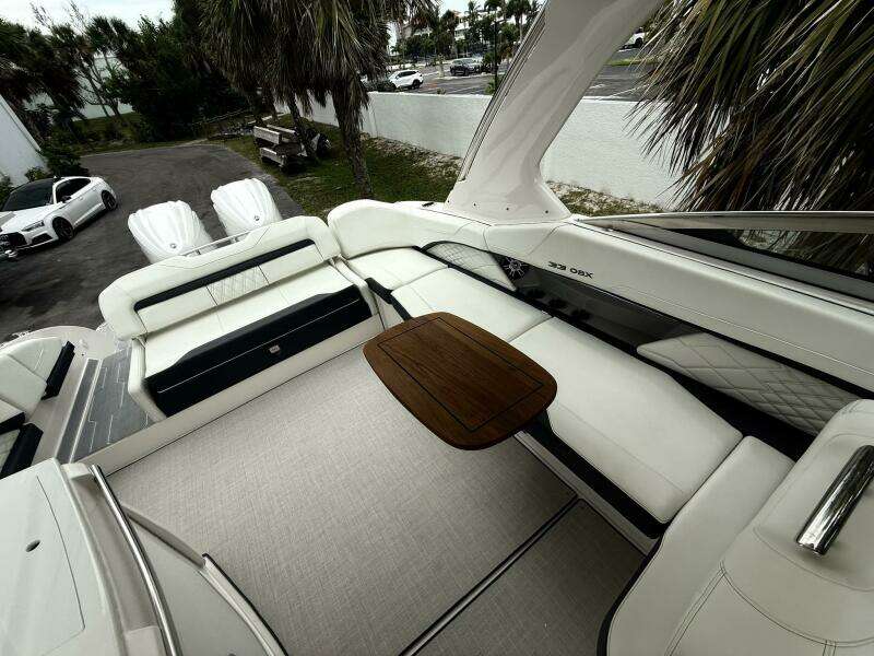 34ft Regal Yacht For Sale