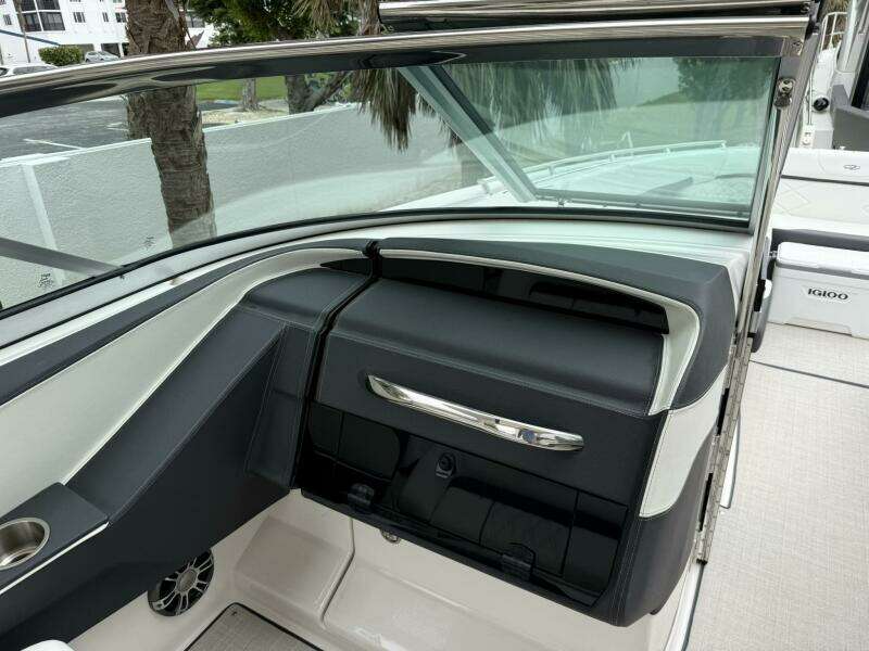 34ft Regal Yacht For Sale