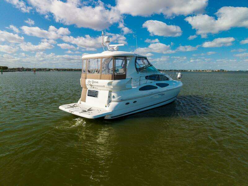 2005 Cruisers 455 Motor Yacht 