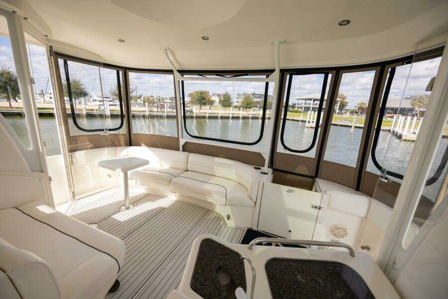 2005 Cruisers 455 Motor Yacht 
