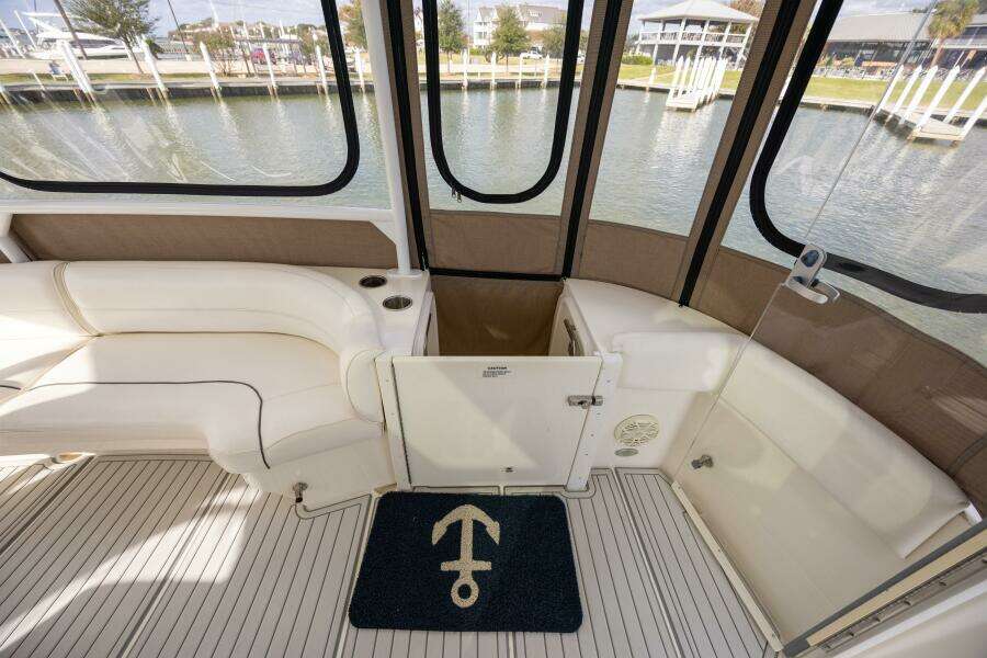 2005 Cruisers 455 Motor Yacht 