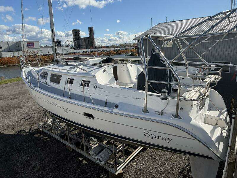 44ft Hunter Yacht For Sale