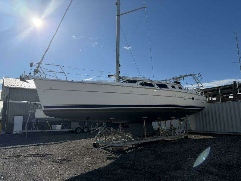 44ft Hunter Yacht For Sale