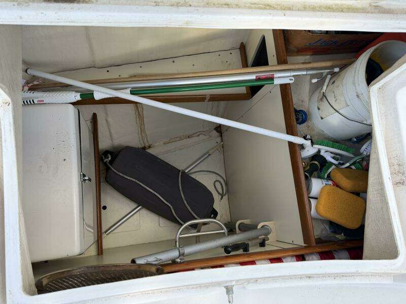 44ft Hunter Yacht For Sale