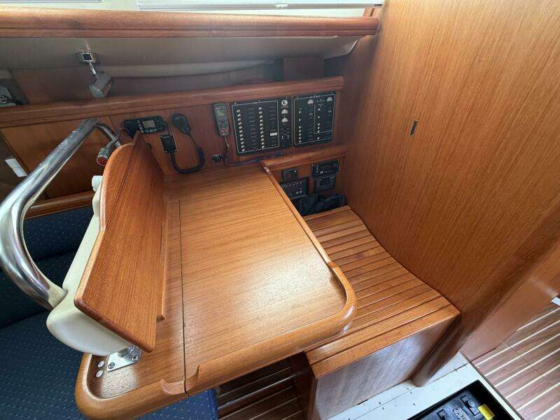 44ft Hunter Yacht For Sale