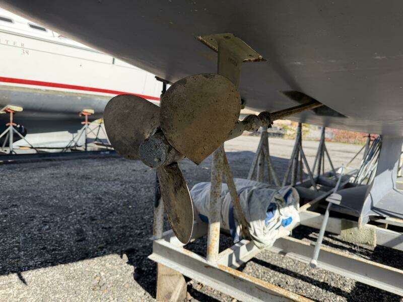 44ft Hunter Yacht For Sale