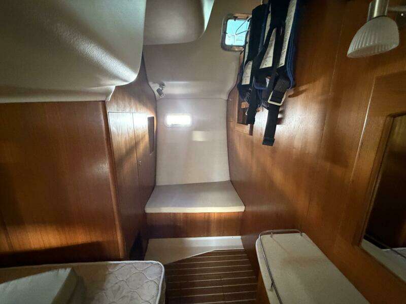 44ft Hunter Yacht For Sale