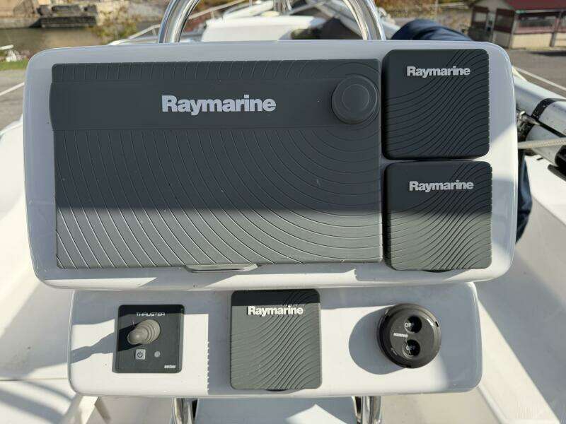 44ft Hunter Yacht For Sale