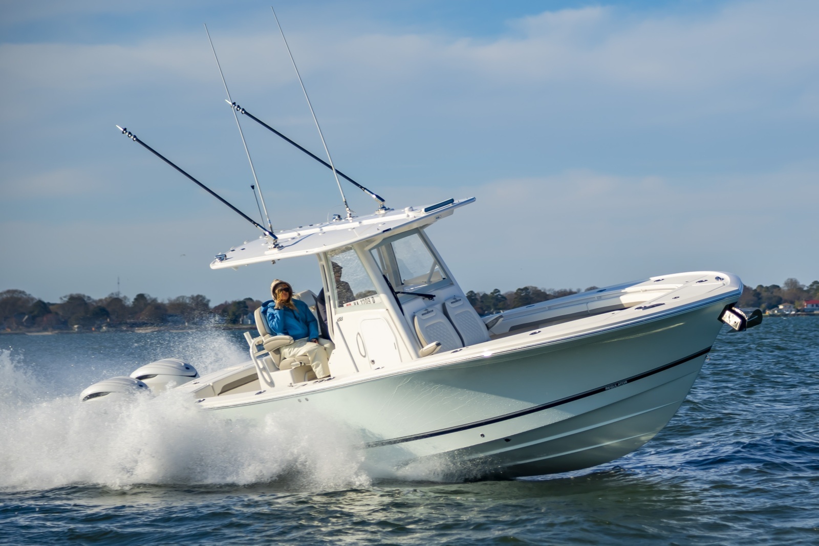 28Regulator2026Hull782_042