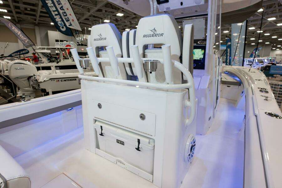 28ft Regulator Yacht For Sale