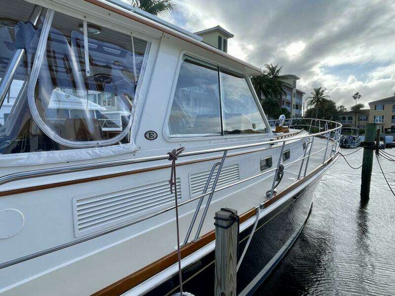 Last Dance 49ft Grand Banks Yacht For Sale