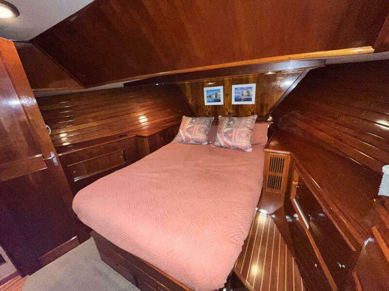 Last Dance 49ft Grand Banks Yacht For Sale