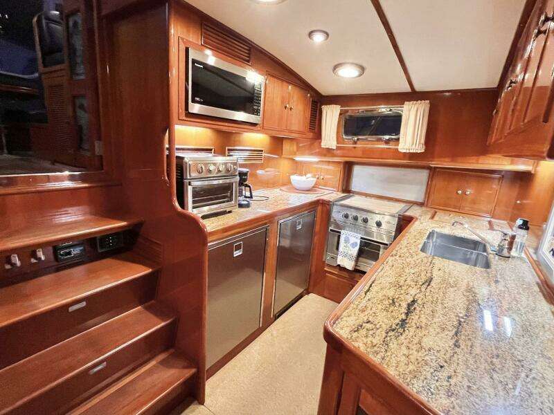 Last Dance 49ft Grand Banks Yacht For Sale