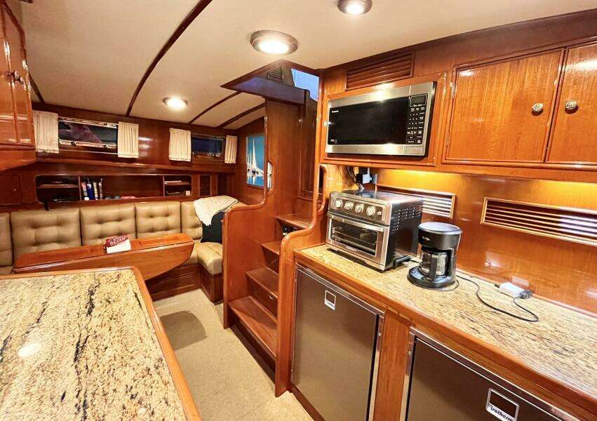 Last Dance 49ft Grand Banks Yacht For Sale