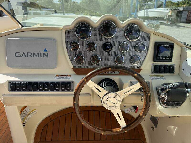 28ft Chris Craft Yacht For Sale