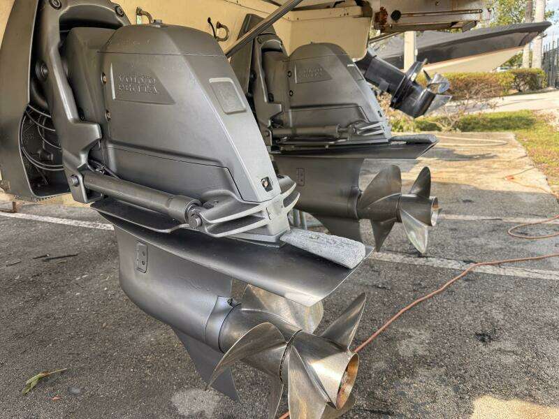 28ft Chris Craft Yacht For Sale