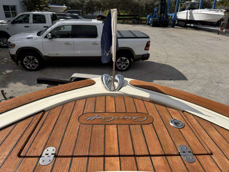 28ft Chris Craft Yacht For Sale