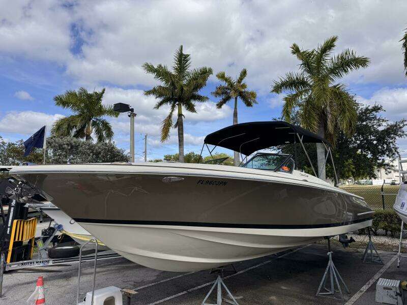 28ft Chris Craft Yacht For Sale