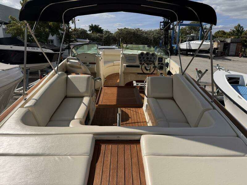 28ft Chris Craft Yacht For Sale