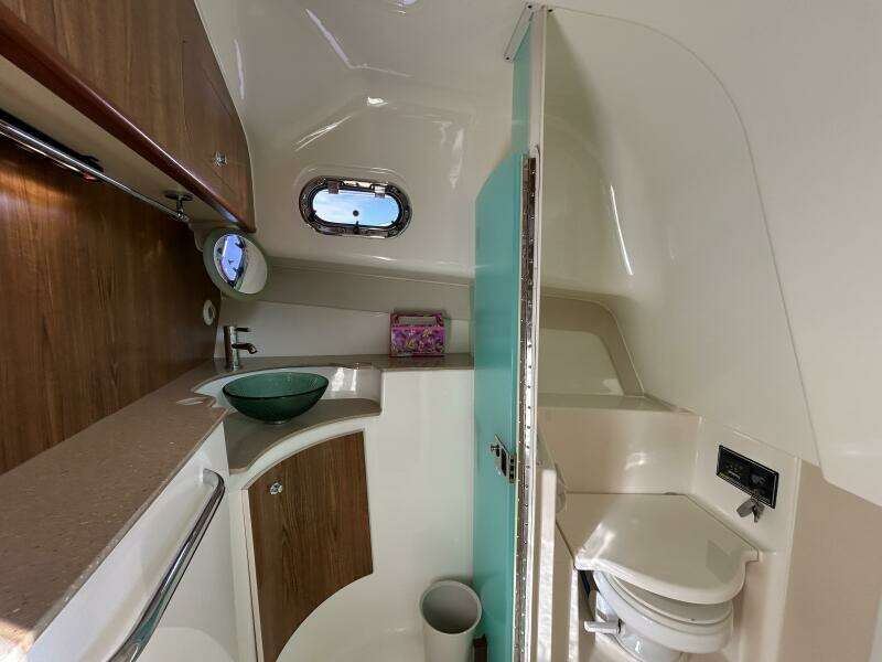 37ft Pursuit Yacht For Sale