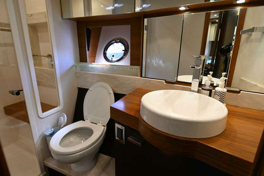 About Time 42ft Lagoon Yacht For Sale