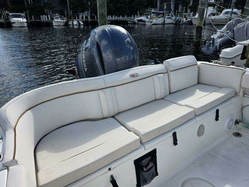 22ft Sea Hunt Yacht For Sale