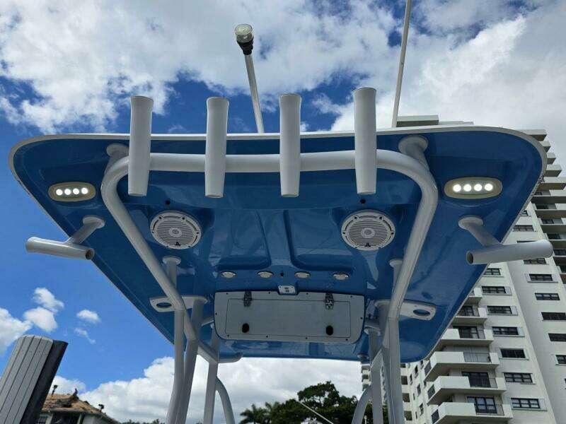 22ft Sea Hunt Yacht For Sale