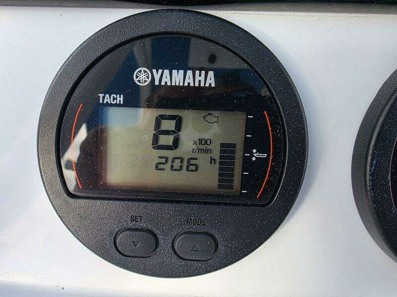 22ft Sea Hunt Yacht For Sale