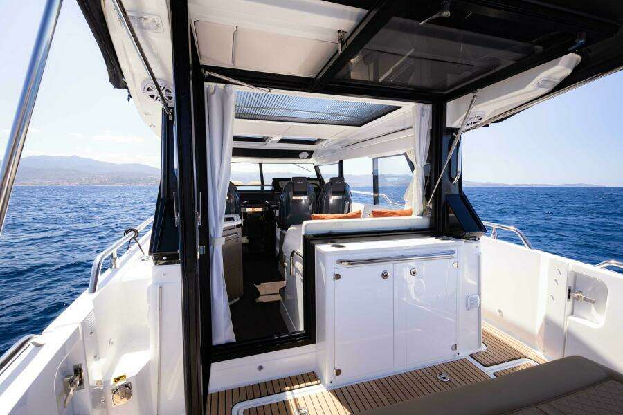 38ft Wellcraft Yacht For Sale