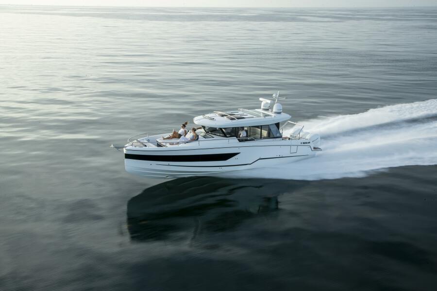 2027 Wellcraft Explorer