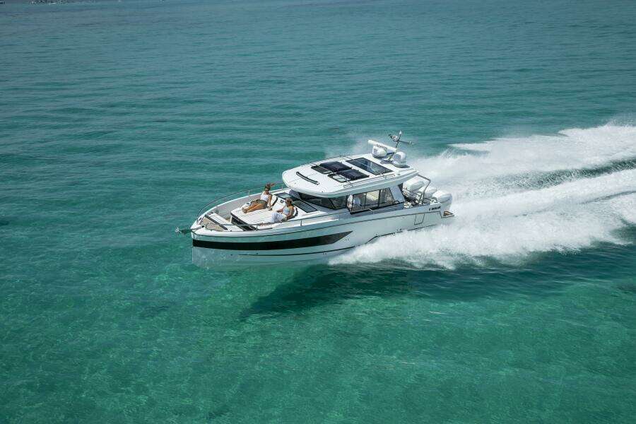 38ft Wellcraft Yacht For Sale