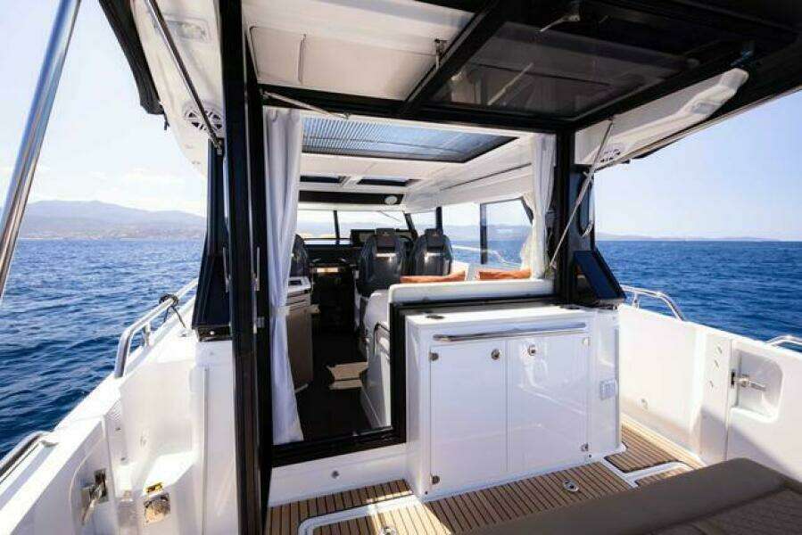 38ft Wellcraft Yacht For Sale