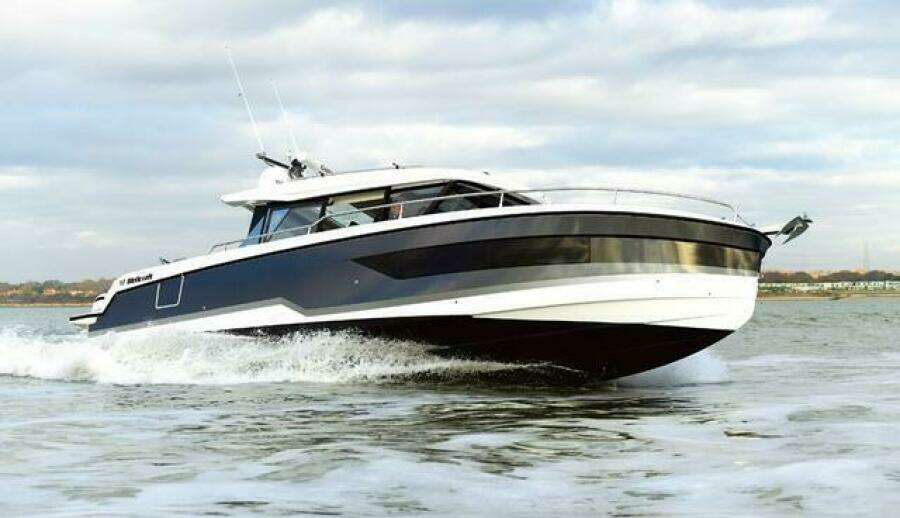 38ft Wellcraft Yacht For Sale