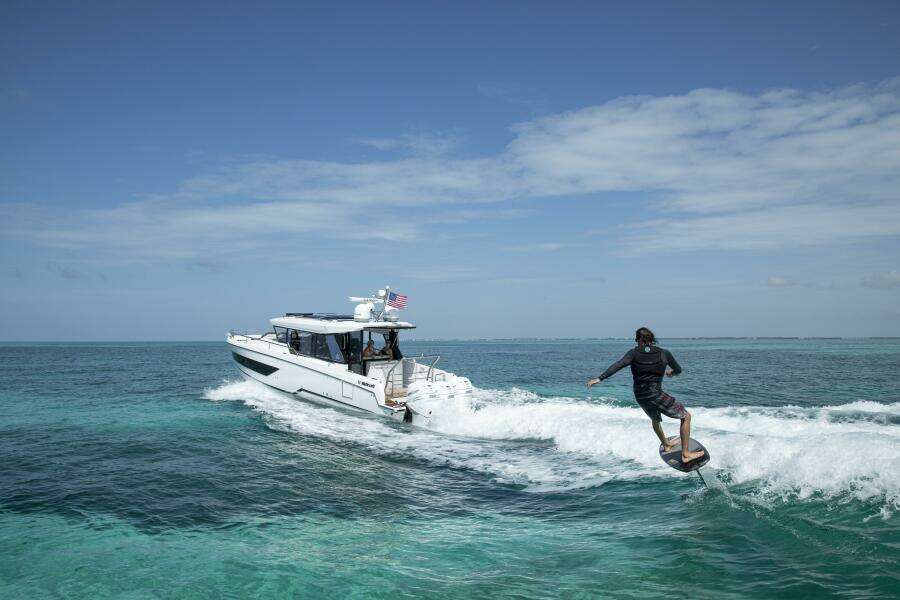 38ft Wellcraft Yacht For Sale