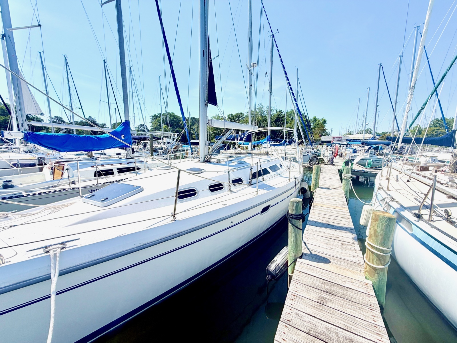 2001 Catalina 380