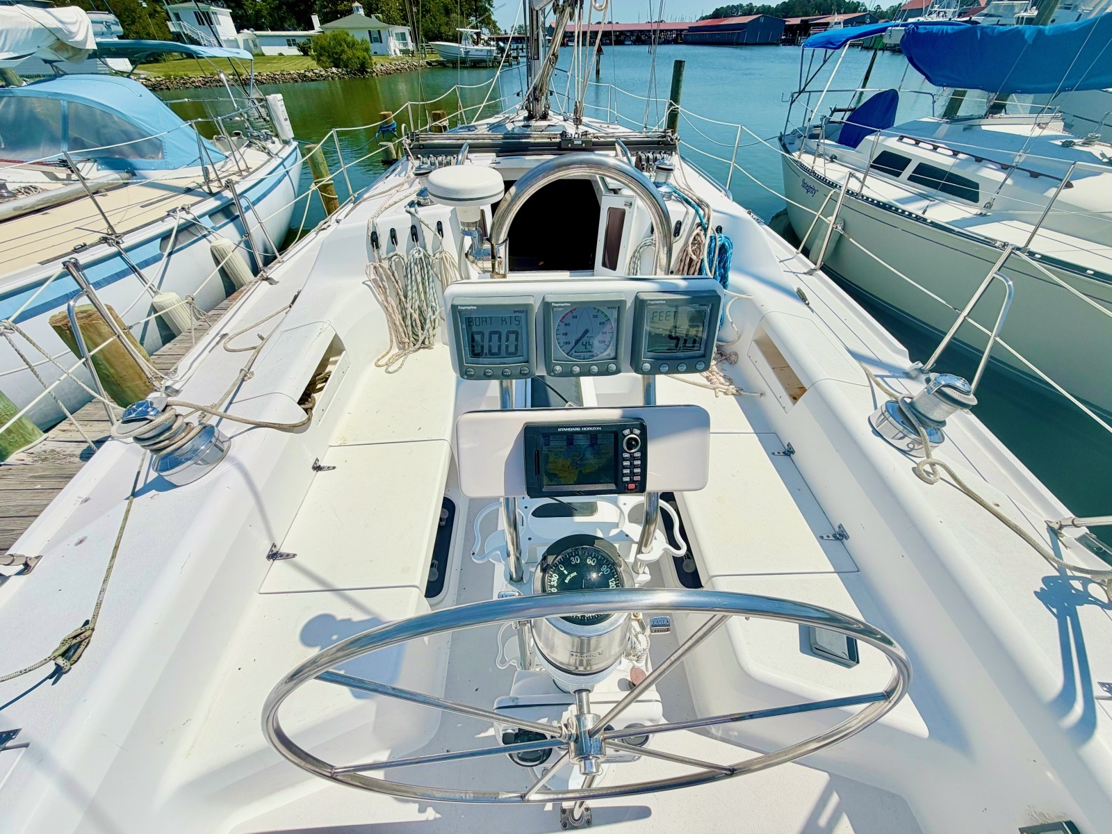 2001 Catalina 380