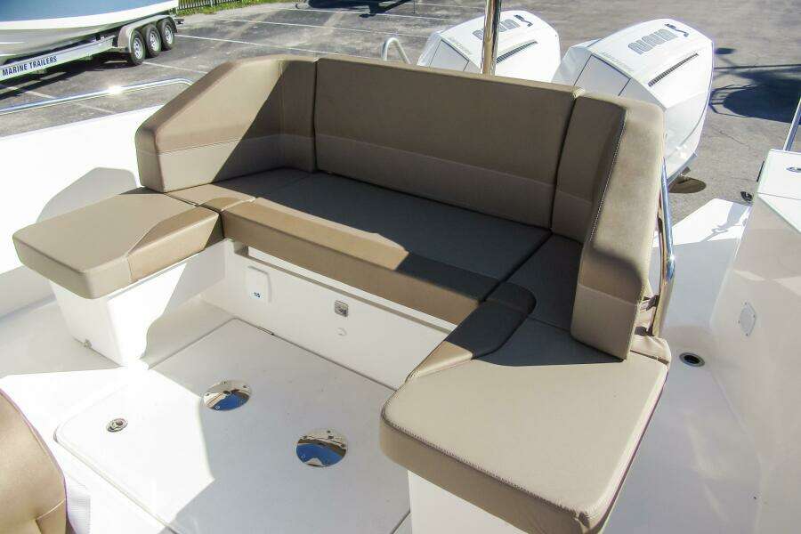 31ft Nimbus Yacht For Sale