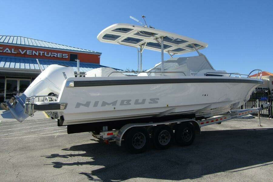 31ft Nimbus Yacht For Sale