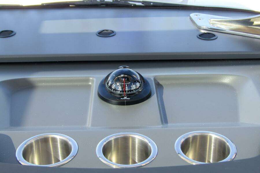 31ft Nimbus Yacht For Sale