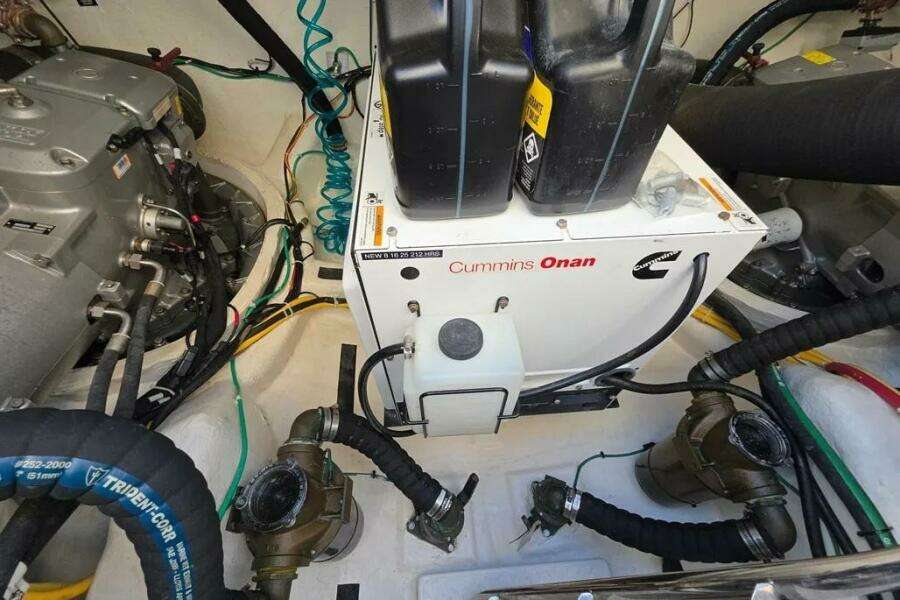 Vertical 48ft Sabre Yacht For Sale