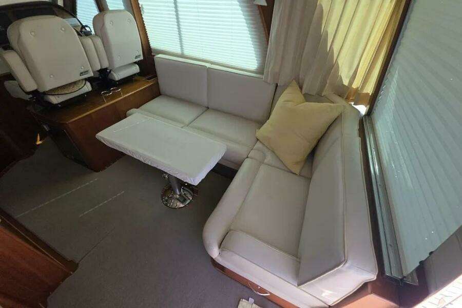 Vertical 48ft Sabre Yacht For Sale