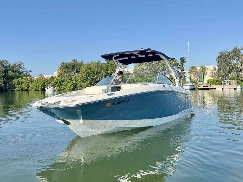 25ft Cobalt Yacht For Sale