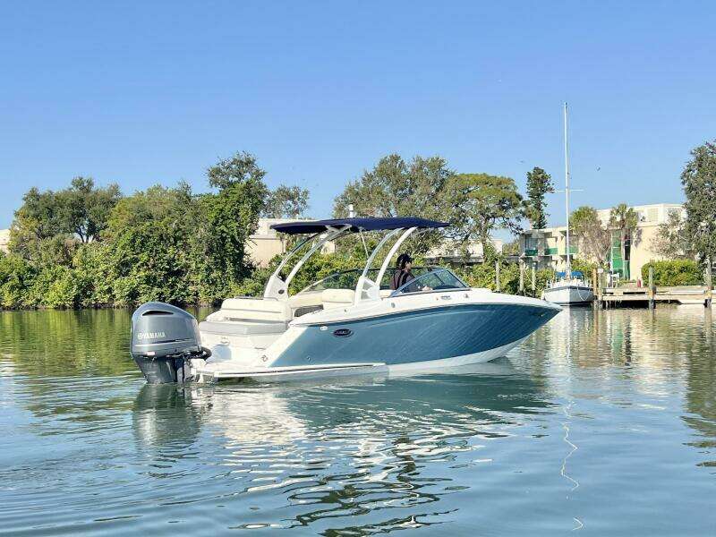 25ft Cobalt Yacht For Sale